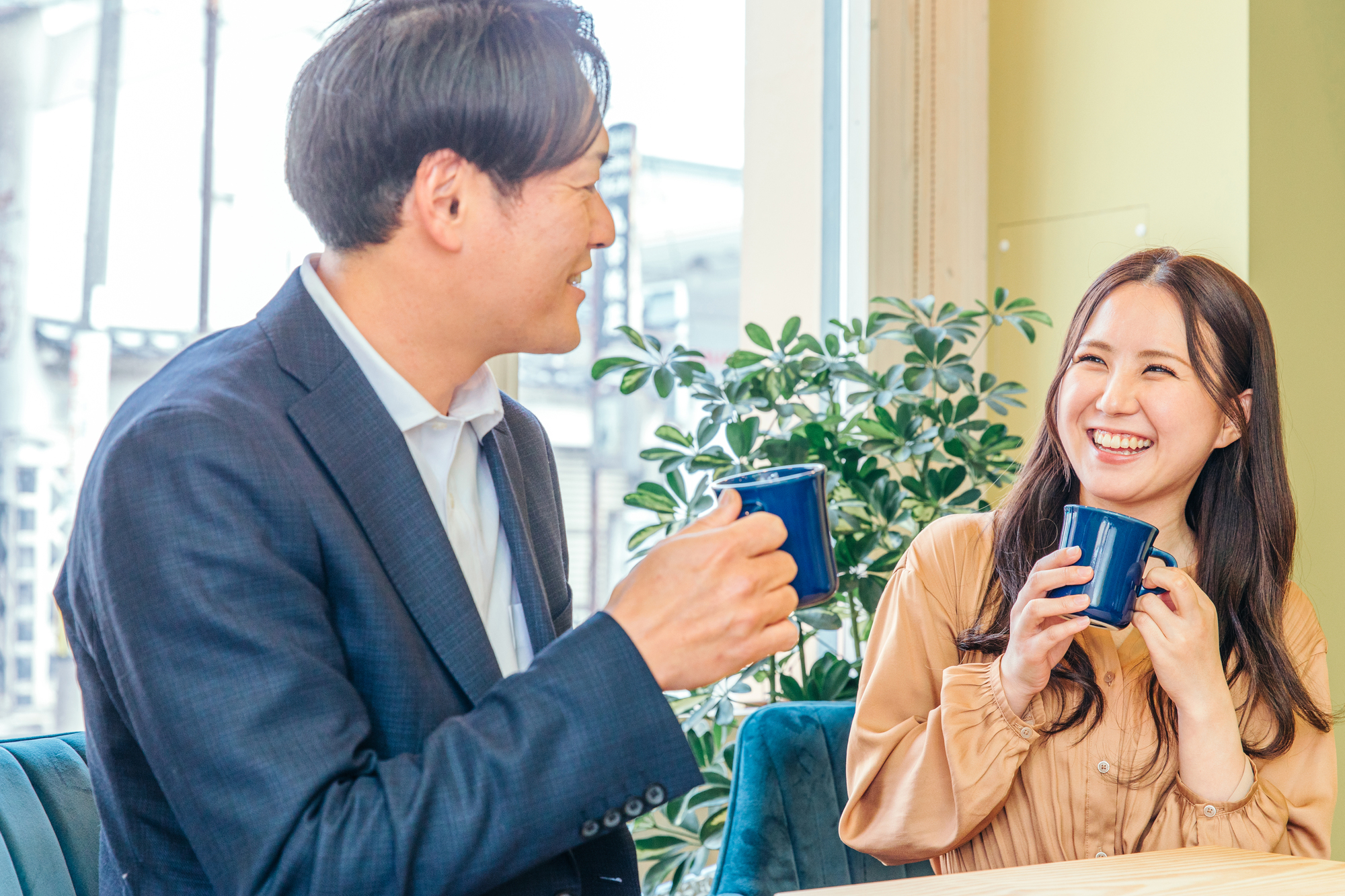 男性と女性の画像