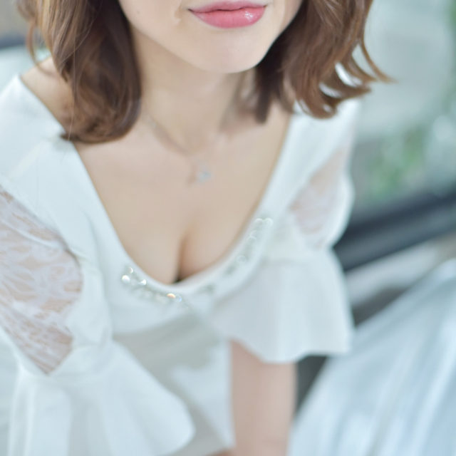 【仙台】お肌も綺麗な美意識ばっちり塾講師♪