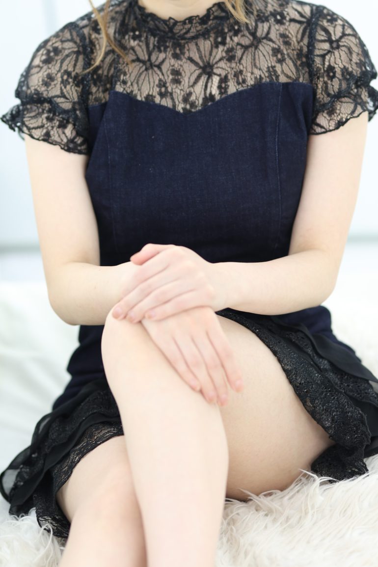 【東京】美容関係のお仕事をされている美脚女性♪