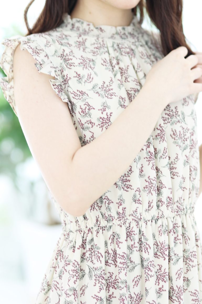 【東京】色白女子大生♪