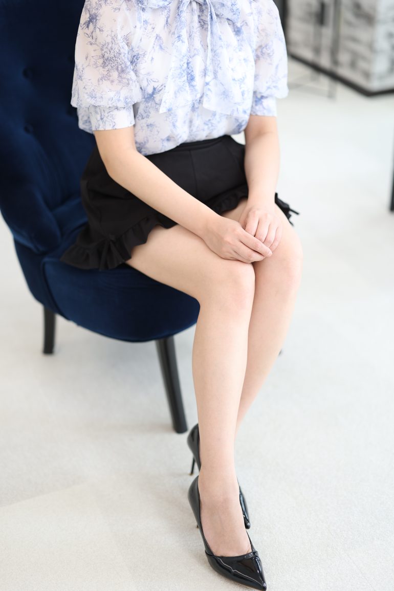 【渋谷】美しい脚とうなじ・・♪