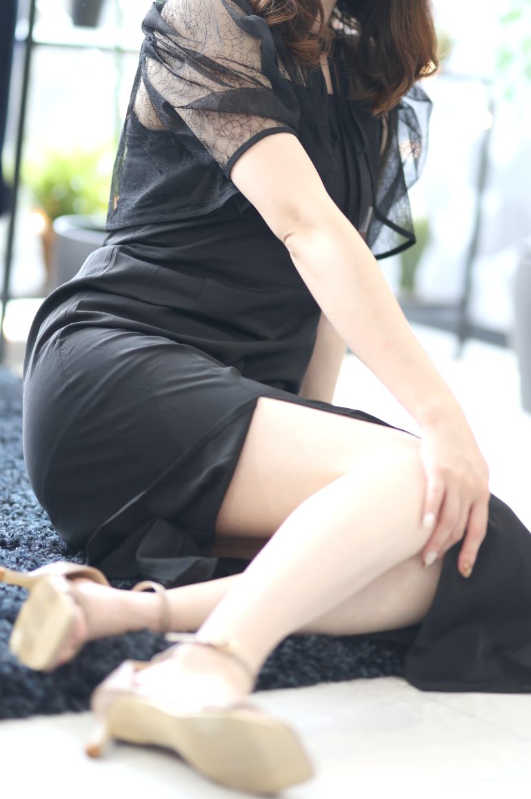 [Kyoto] Beautiful legs★College student♪