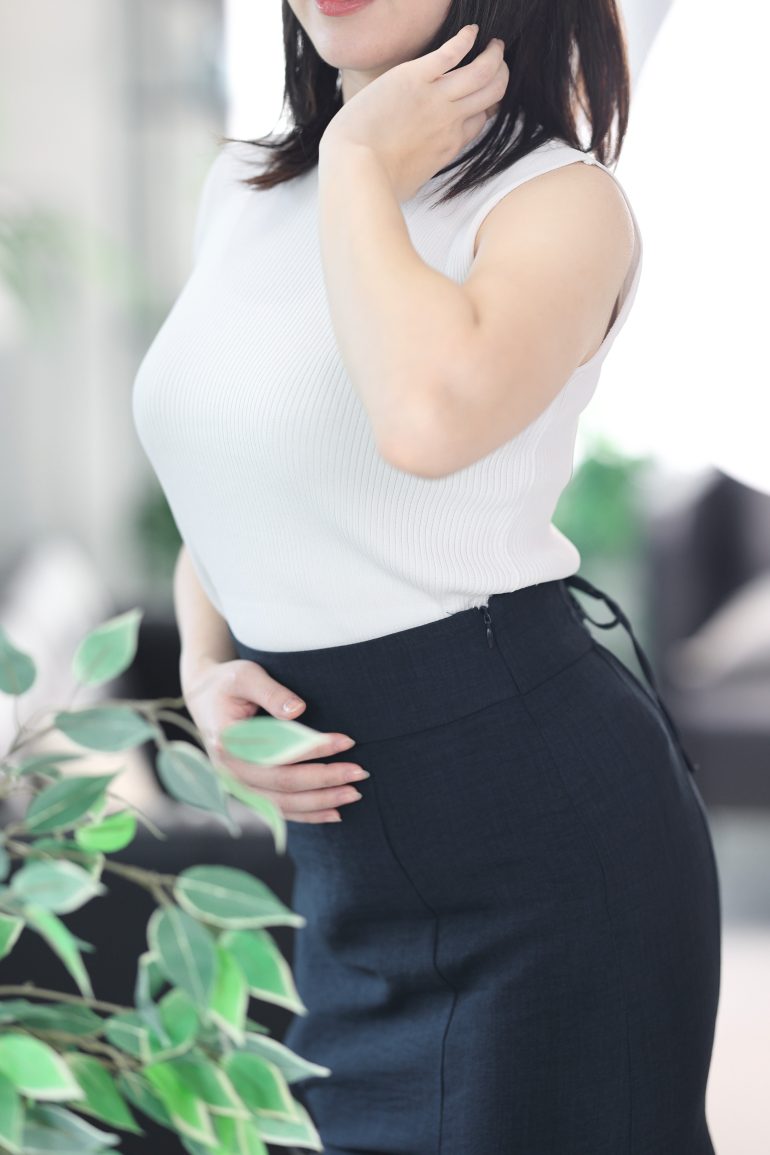 【新宿】女子アナ風★知的な雰囲気