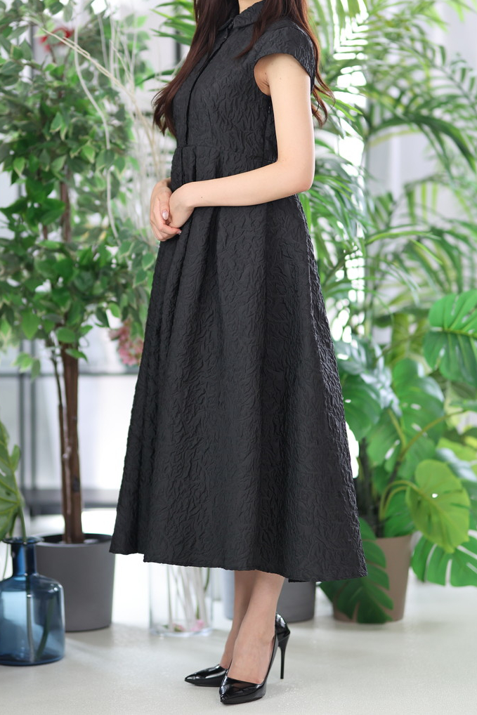 【池袋】スレンダー女性♪