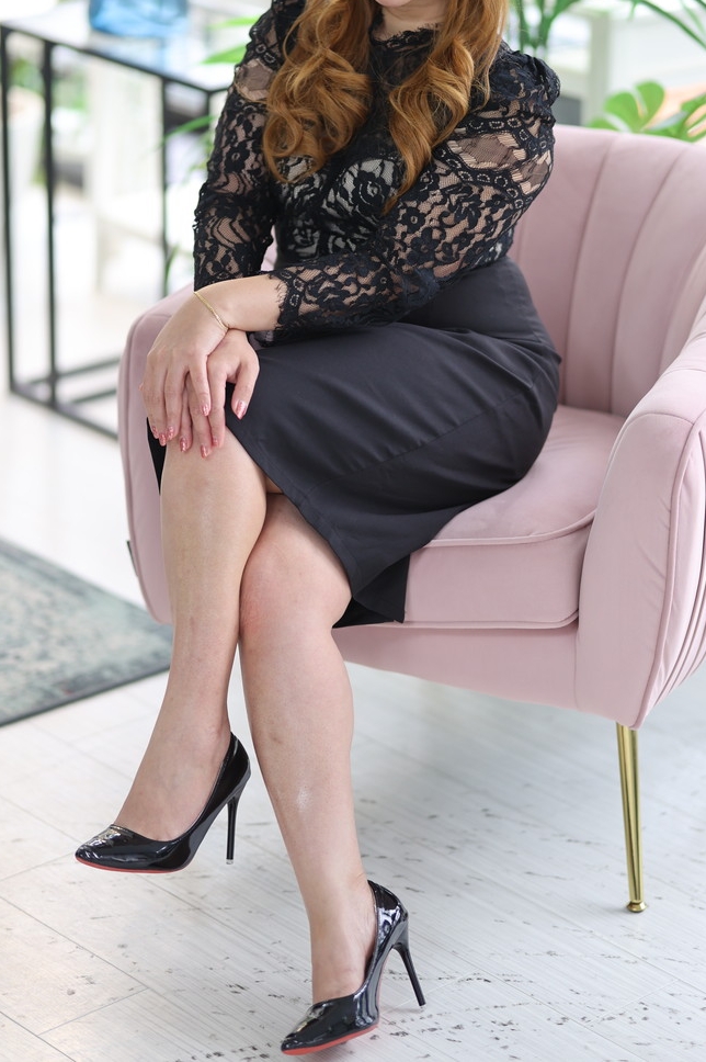 【インタナショナル】フィリピンからの知的なレディ♪