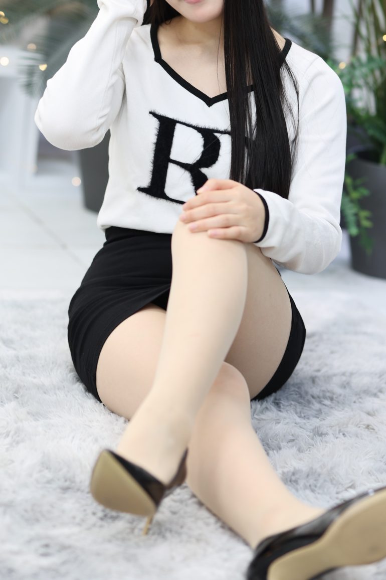 【梅田】思わず見とれる、しなやかな指先